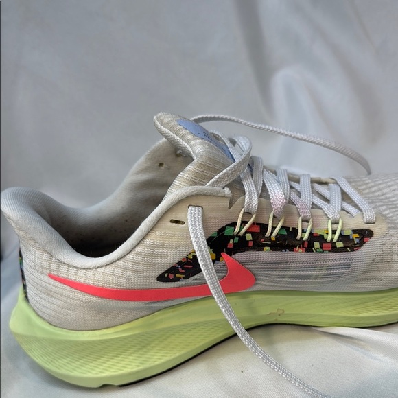 Nike Air Zoom Pegasus39 Womens Size 8.5 Low Top Running Sneaker Pre-owned - Picture 11 of 16